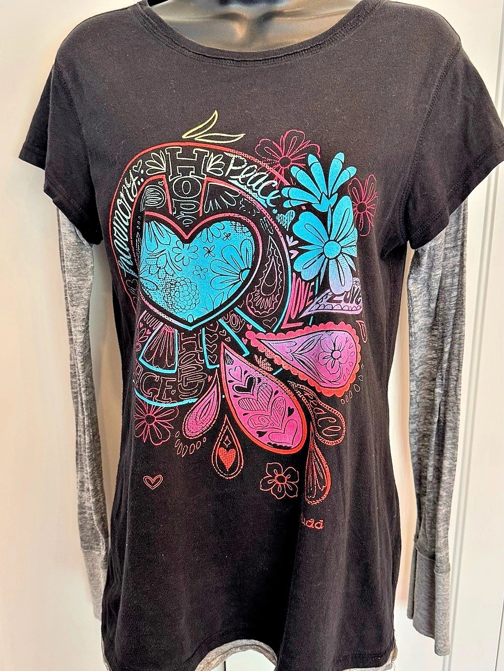 Mudd Women’s XL Layered Graphic Tee Long Sleeve Heart Peace Floral Y2K